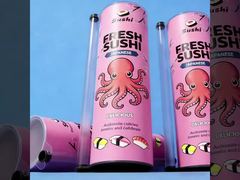 ดันหลอดกระดาษซูชิกับซีอิ๊ว